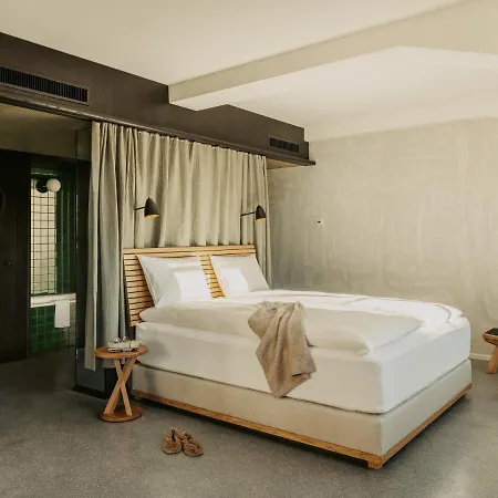 Boutique & Design Volkshaus Базель