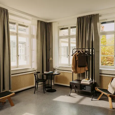 Отель Boutique & Design Volkshaus 4*